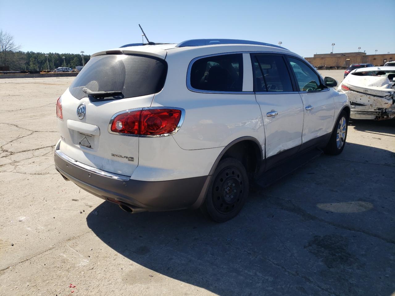 Photo 4 from auction – 2012 BUICK ENCLAVE with VIN 5GAKVDED6CJ353906