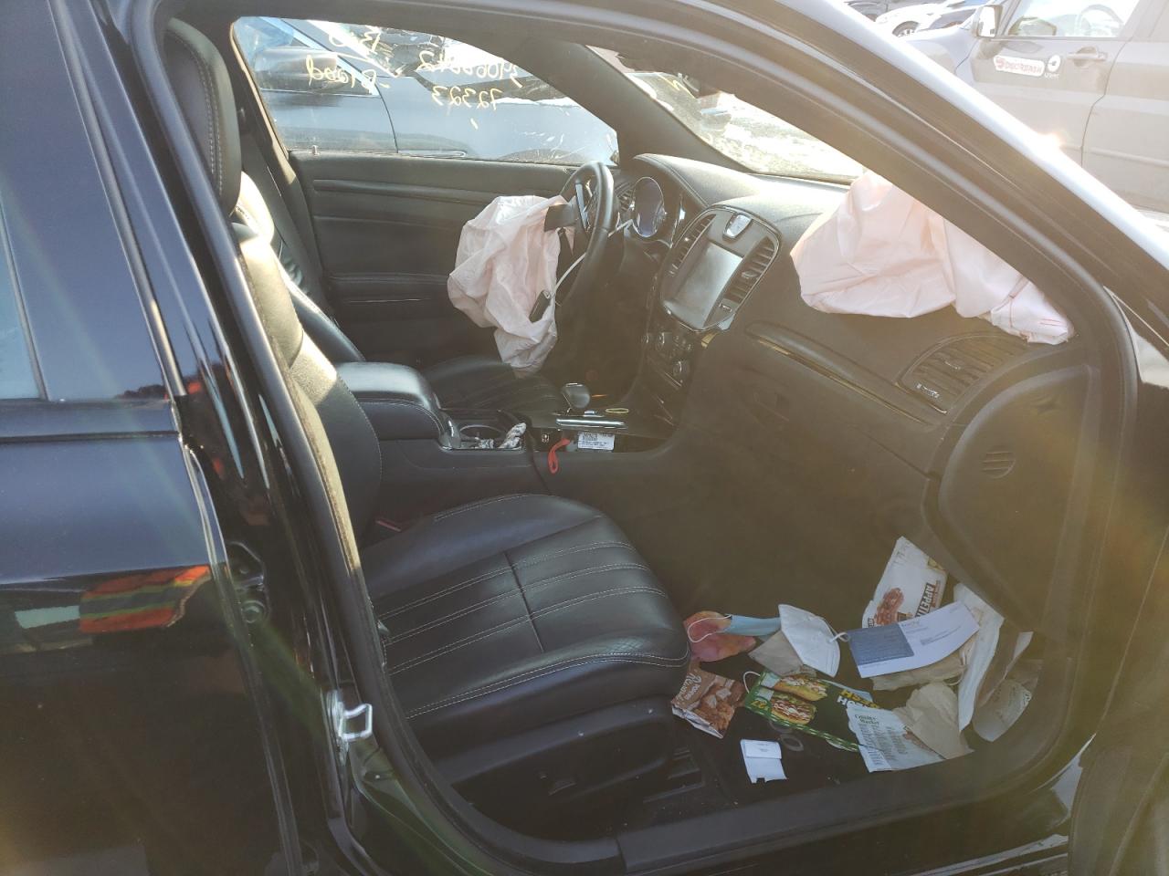 Photo 5 from auction – 2014 CHRYSLER 300 S with VIN 2C3CCAGG3EH374526