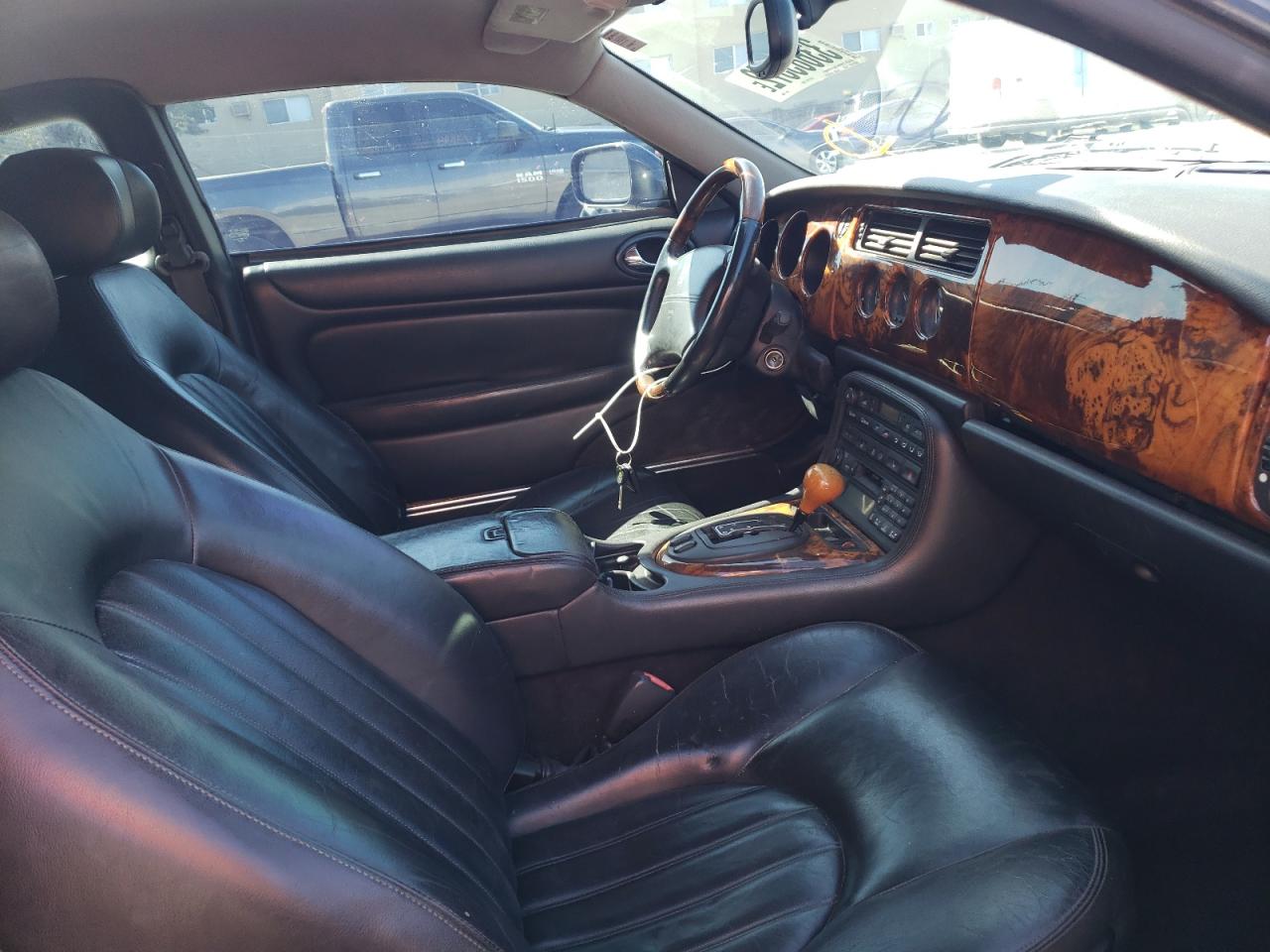 Photo 5 from auction – 2002 JAGUAR XK8 with VIN SAJDA41C72NA24000