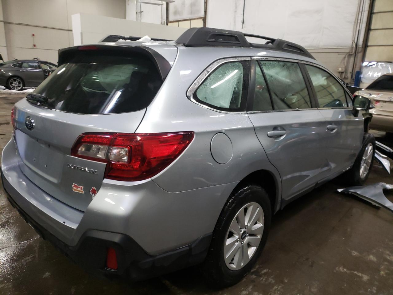 Photo 4 from auction – 2018 SUBARU OUTBACK 2. with VIN 4S4BSAAC9J3393400