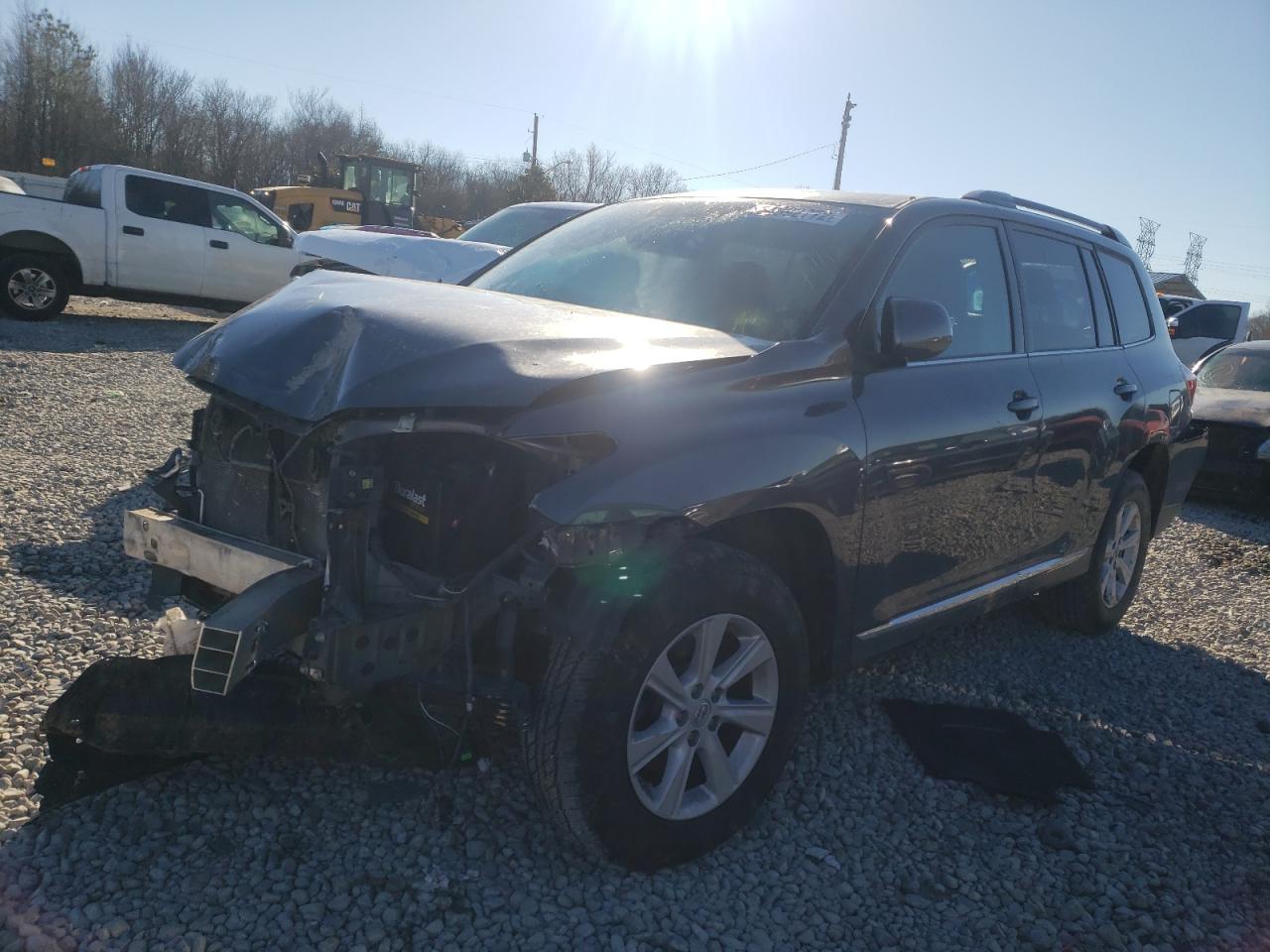 Photo 2 from auction – 2013 TOYOTA HIGHLANDER with VIN 5TDZK3EH1DS115291