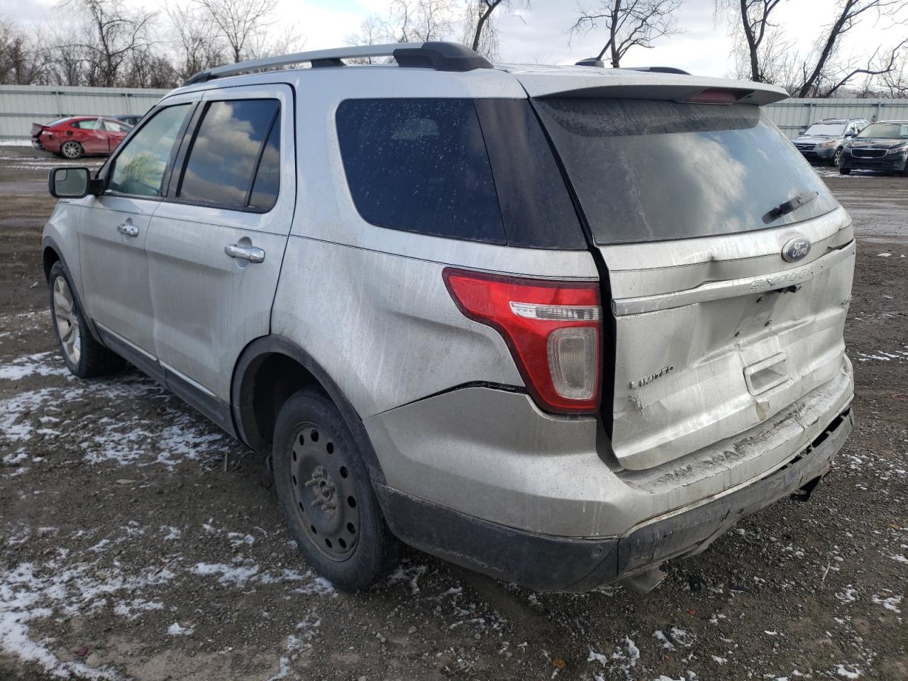 Photo 3 from auction – 2012 FORD EXPLORER L with VIN 1FMHK8F81CGA20256