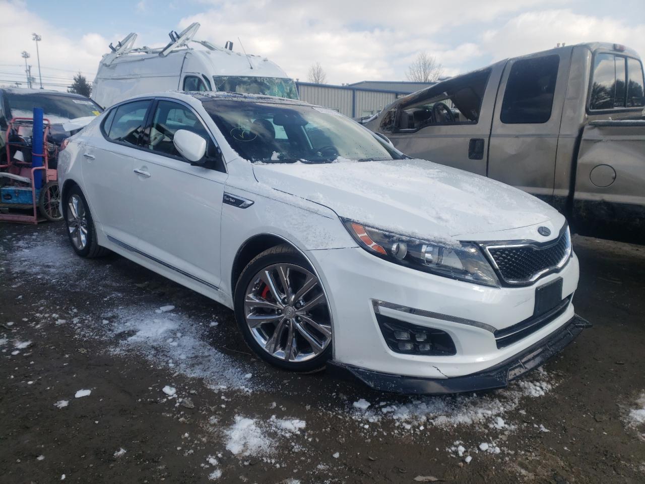 KIA OPTIMA SX 2015 with VIN 5XXGR4A62FG479219 - Photo from auction