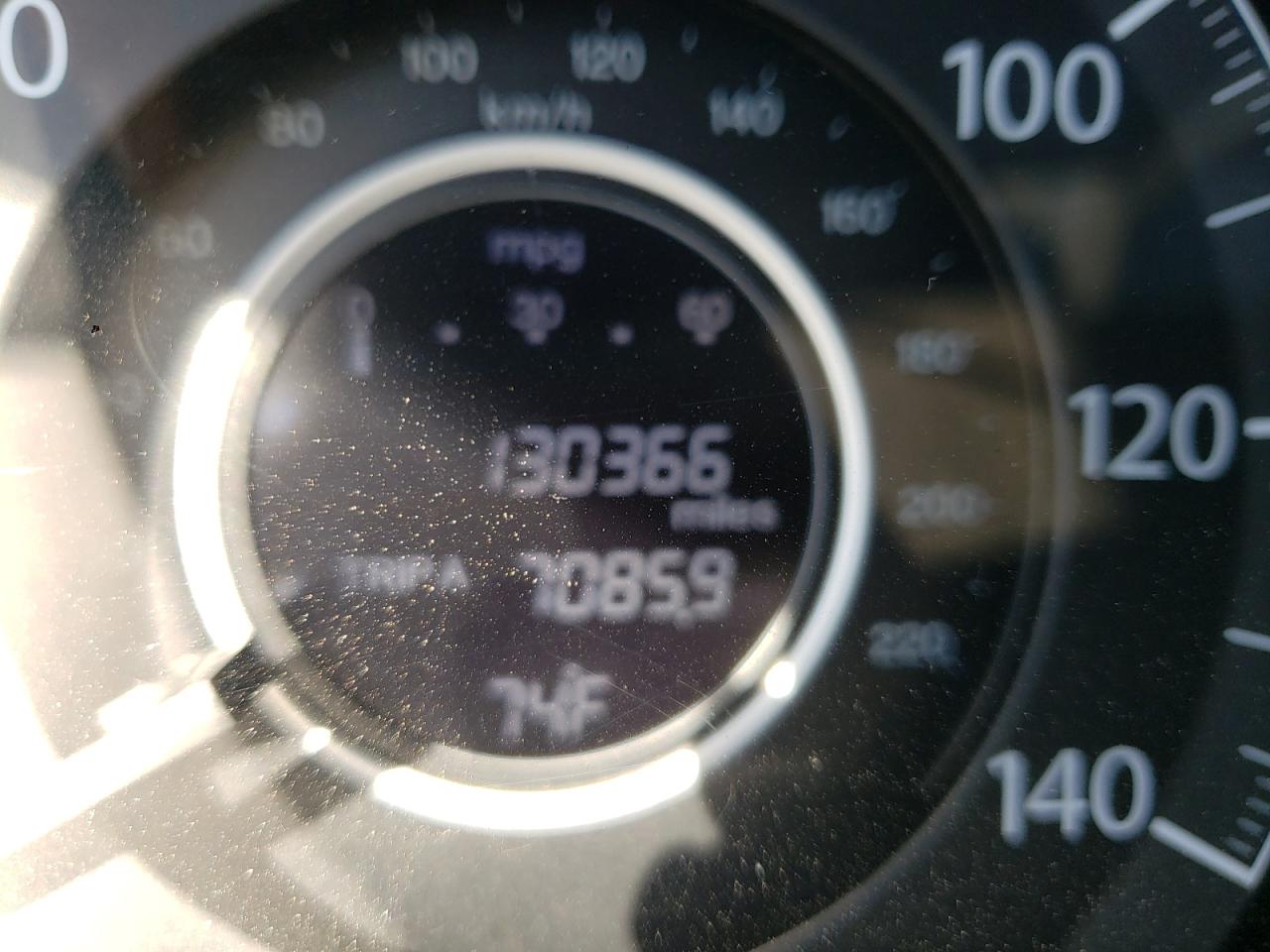 Photo 8 from auction – 2015 HONDA CR-V LX with VIN 3CZRM3H30FG714124