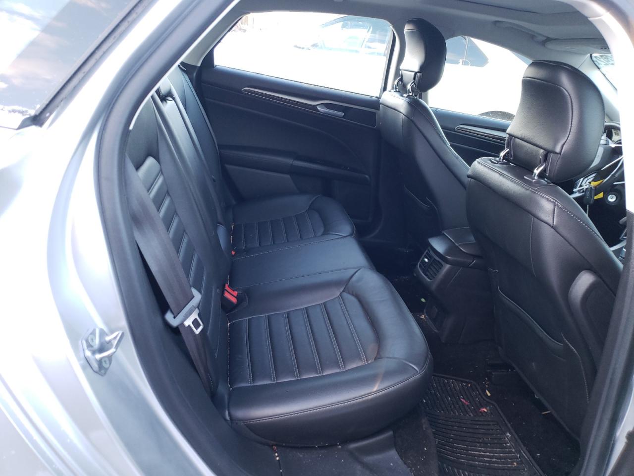 Photo 6 from auction – 2014 FORD FUSION SE with VIN 3FA6P0HD0ER210334