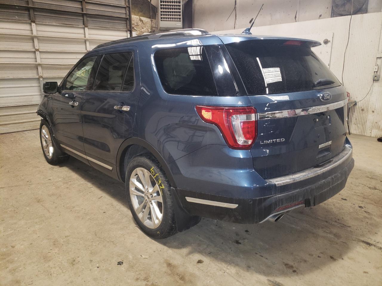 Photo 3 from auction – 2018 FORD EXPLORER L with VIN 1FM5K8F87JGB89195