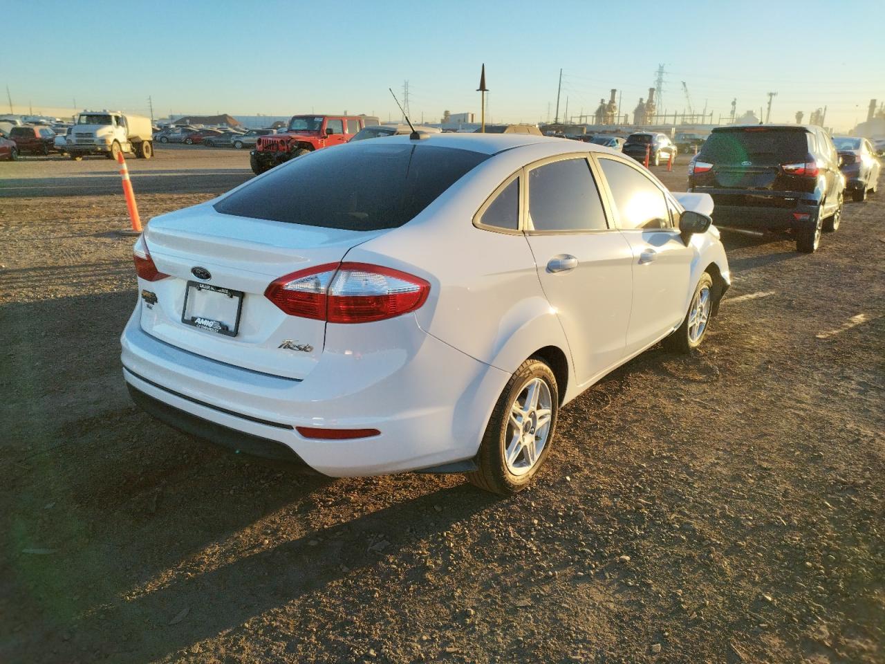 Photo 4 from auction – 2018 FORD FIESTA SE with VIN 3FADP4BJ5JM123761