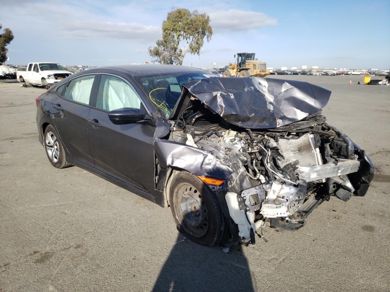 Photo 1 from auction – 2016 HONDA CIVIC LX with VIN 19XFC2F59GE211831