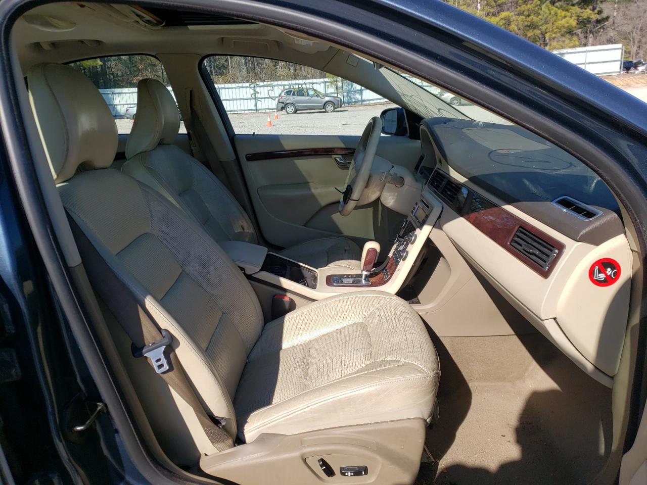Photo 5 from auction – 2007 VOLVO S80 3.2 with VIN YV1AS982671027338