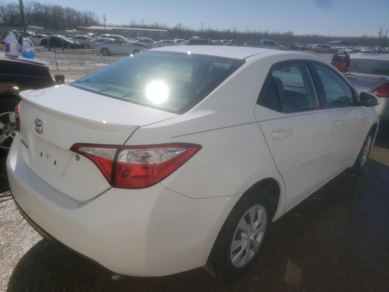 Photo 4 from auction – 2015 TOYOTA COROLLA with VIN 2T1BURHE6FC276926