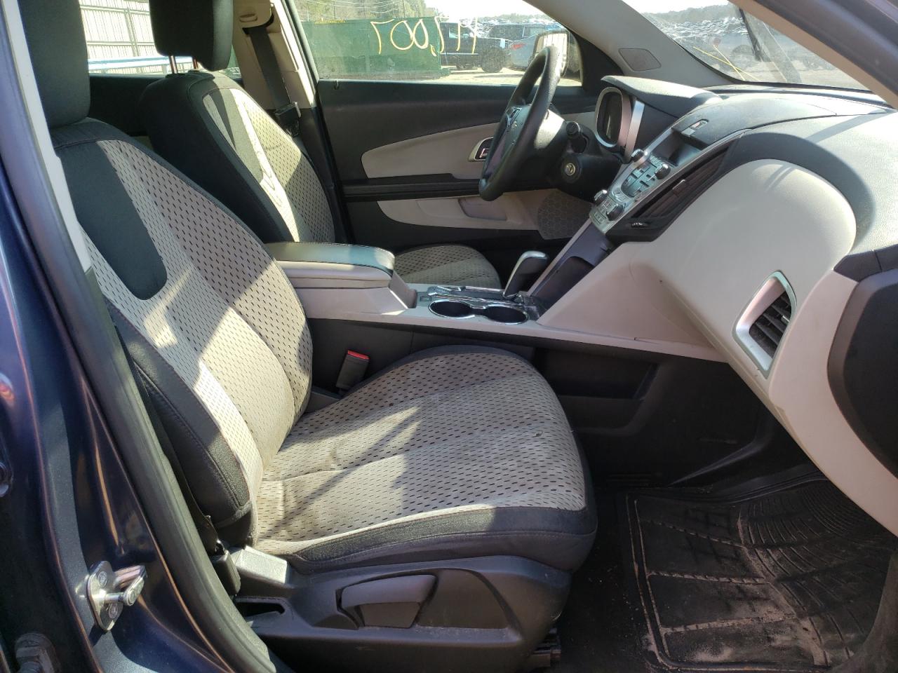 Photo 5 from auction – 2014 CHEVROLET EQUINOX LS with VIN 2GNFLEEK1E6182662