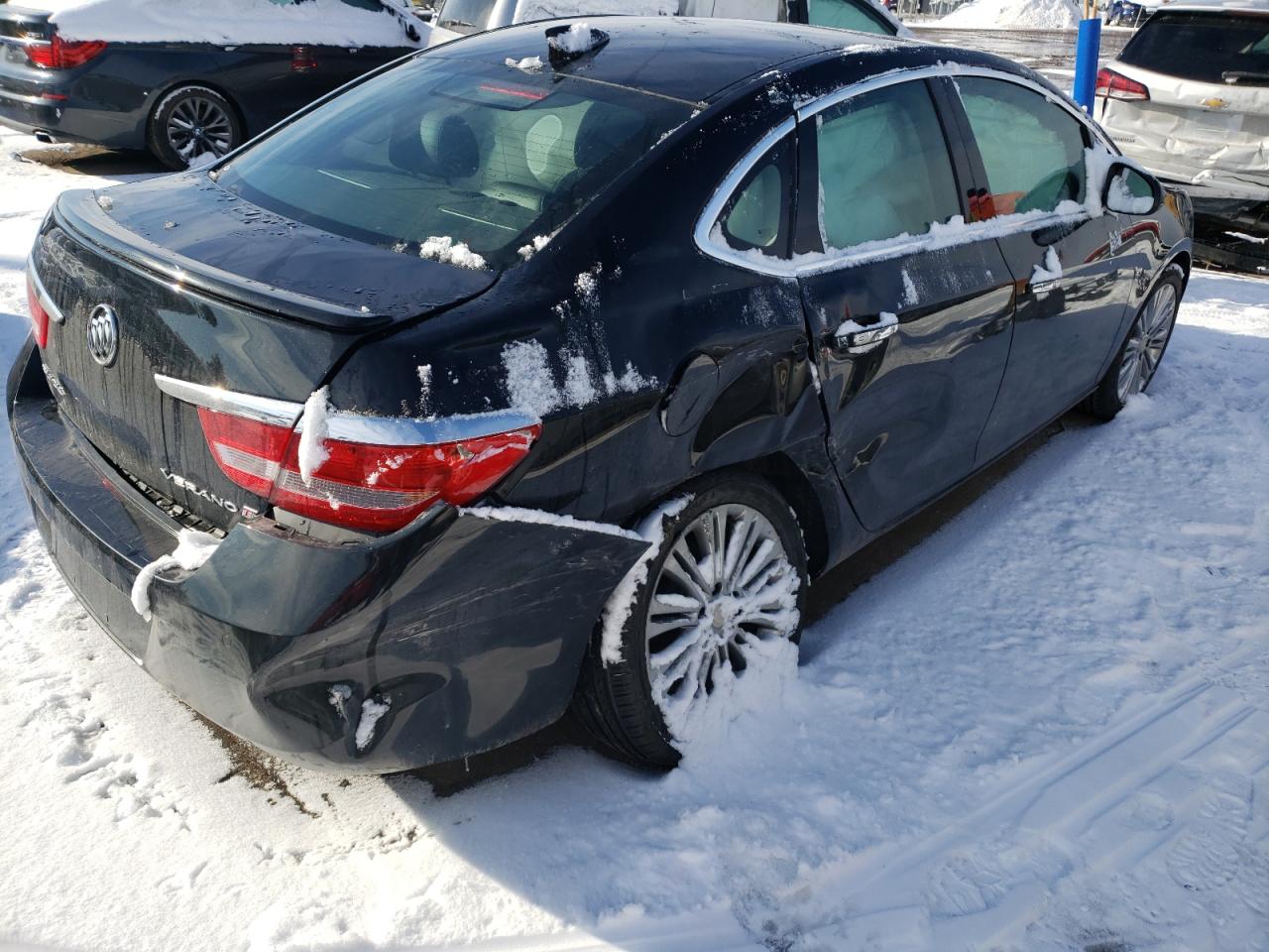 Photo 4 from auction – 2015 BUICK VERANO PRE with VIN 1G4PT5SV0F4158444