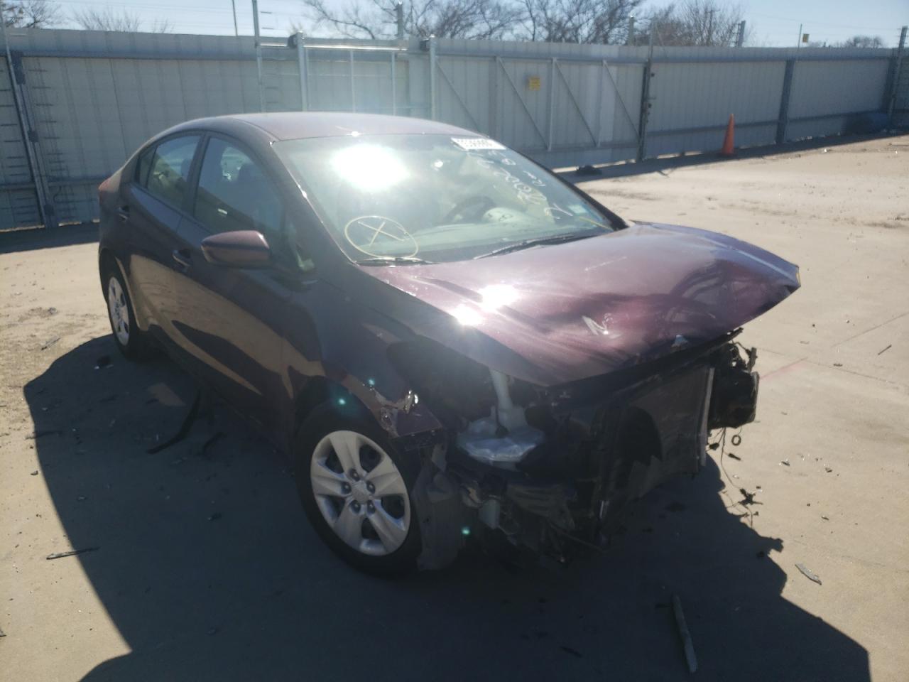 KIA FORTE LX 2017 with VIN 3KPFK4A76HE016472 - Photo from auction