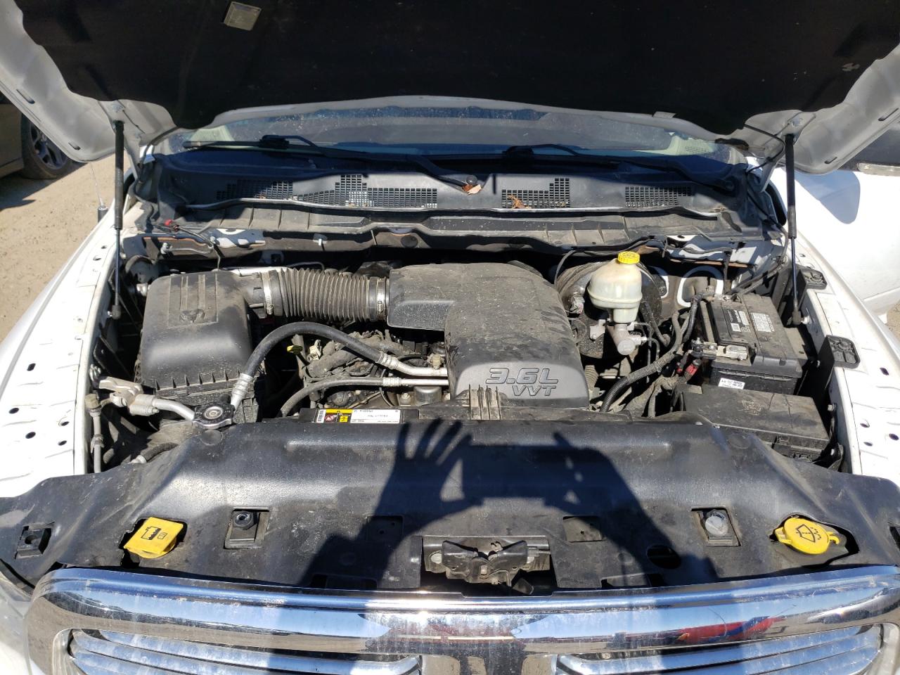 Photo 7 from auction – 2015 RAM 1500 SLT with VIN 1C6RR6LG3FS686175