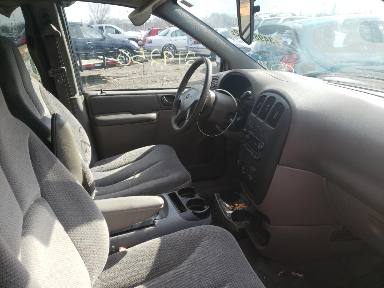 Photo 5 from auction – 2002 DODGE CARAVAN SE with VIN 1B4GP25332B692378