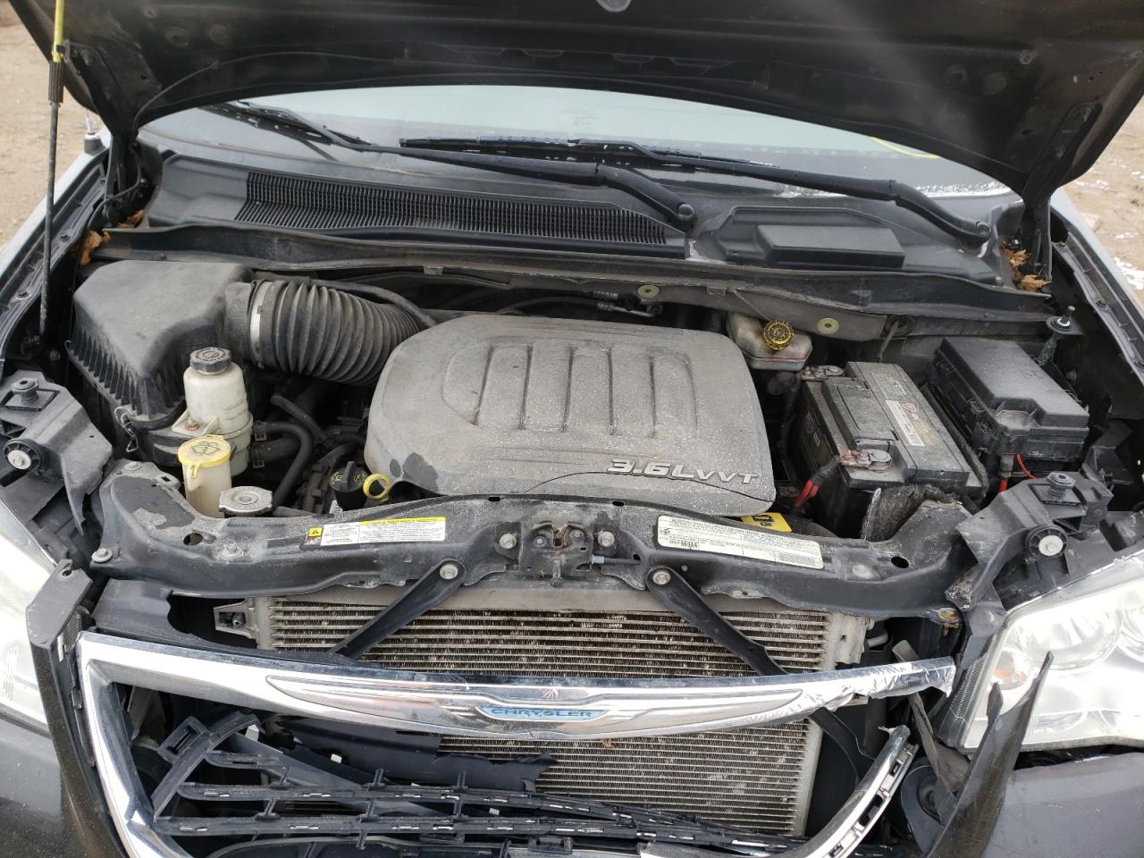 Photo 7 from auction – 2012 CHRYSLER TOWN & COU with VIN 2C4RC1GG1CR228560
