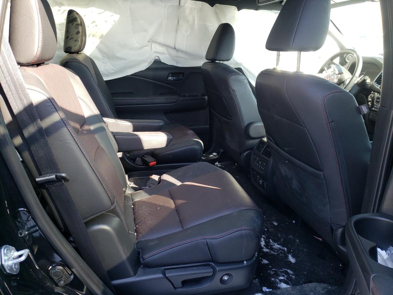 Photo 6 from auction – 2021 HONDA PILOT BLAC with VIN 5FNYF6H76MB089943