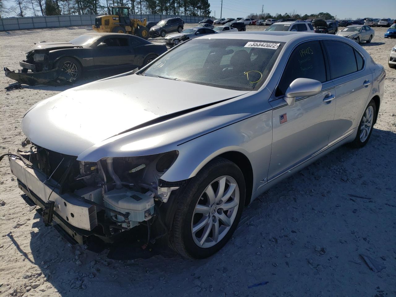 Photo 2 from auction – 2007 LEXUS LS 460L with VIN JTHGL46F575013671