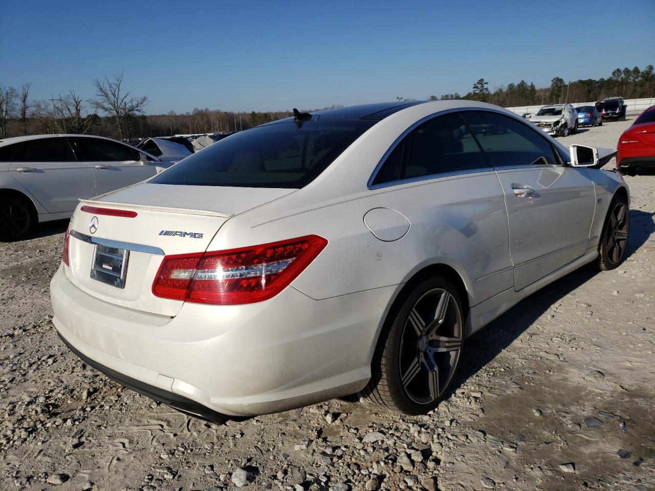Photo 4 from auction – 2012 MERCEDES-BENZ E 550 with VIN WDDKJ7DB5CF147254