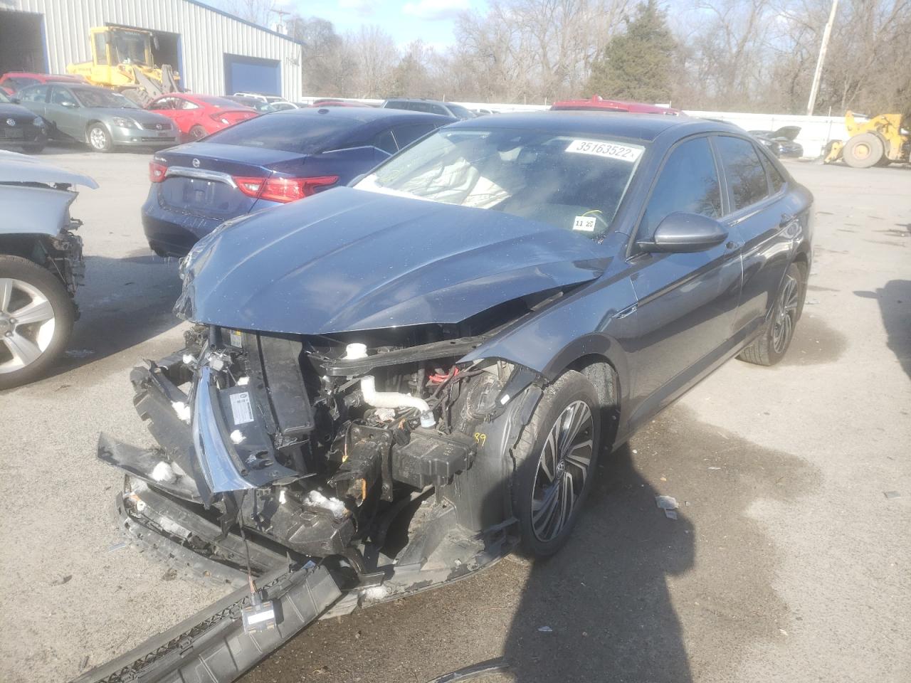 Photo 2 from auction – 2020 VOLKSWAGEN JETTA SEL with VIN 3VWEB7BU2LM036361