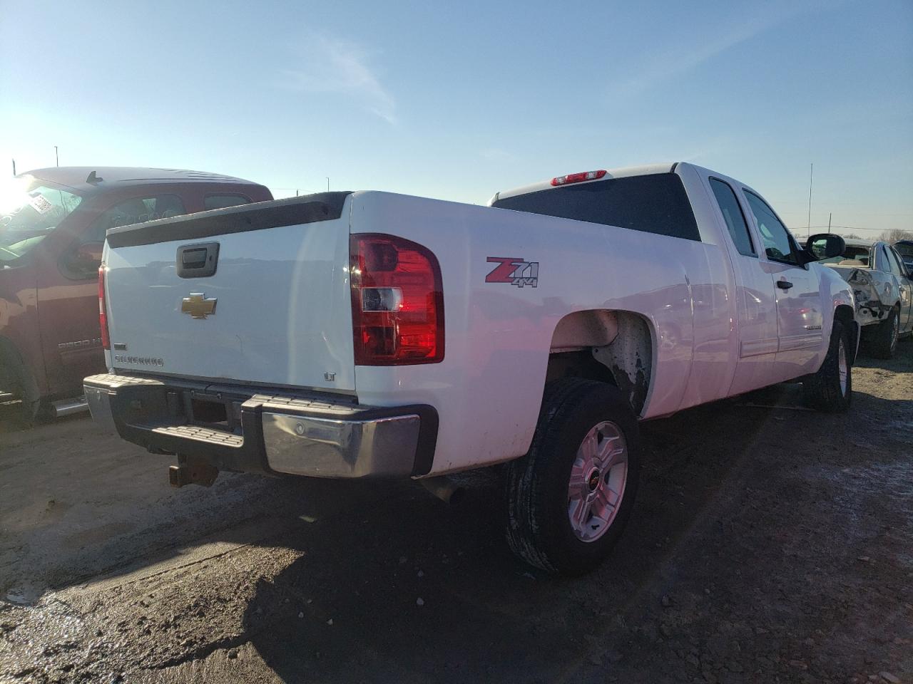 Photo 4 from auction – 2011 CHEVROLET SILVERADO with VIN 1GCRKSE09BZ151441