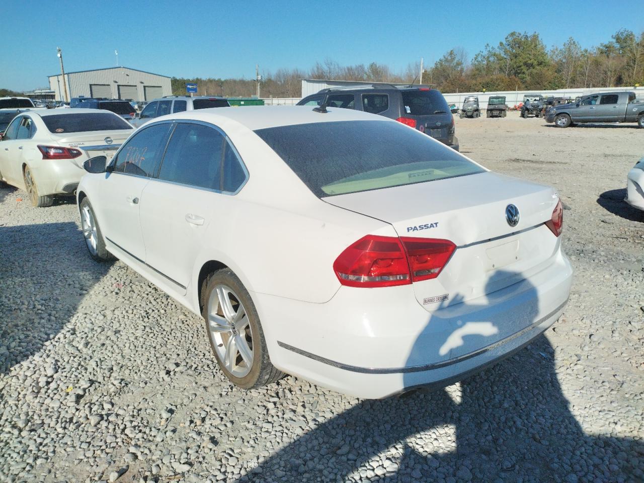 Photo 3 from auction – 2012 VOLKSWAGEN PASSAT SEL with VIN 1VWCN7A36CC098158