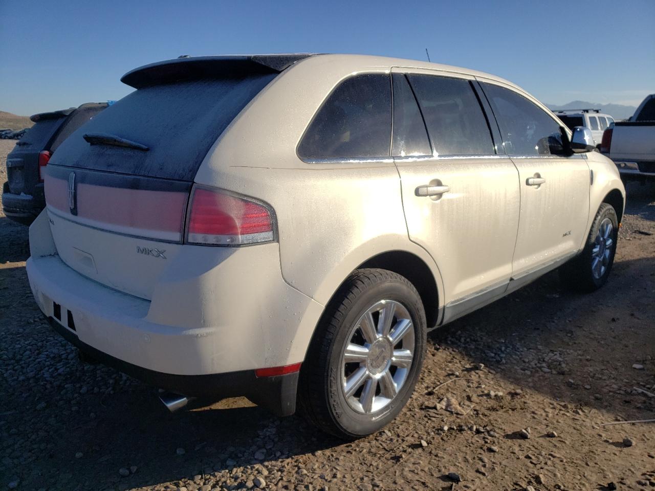 Photo 4 from auction – 2008 LINCOLN MKX with VIN 2LMDU68CX8BJ12970