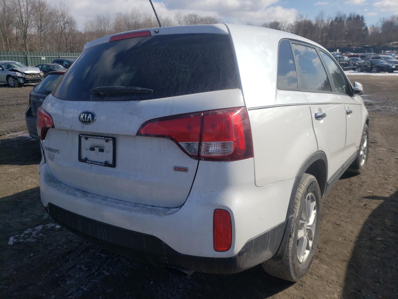 Photo 4 from auction – 2014 KIA SORENTO LX with VIN 5XYKTCA68EG548334