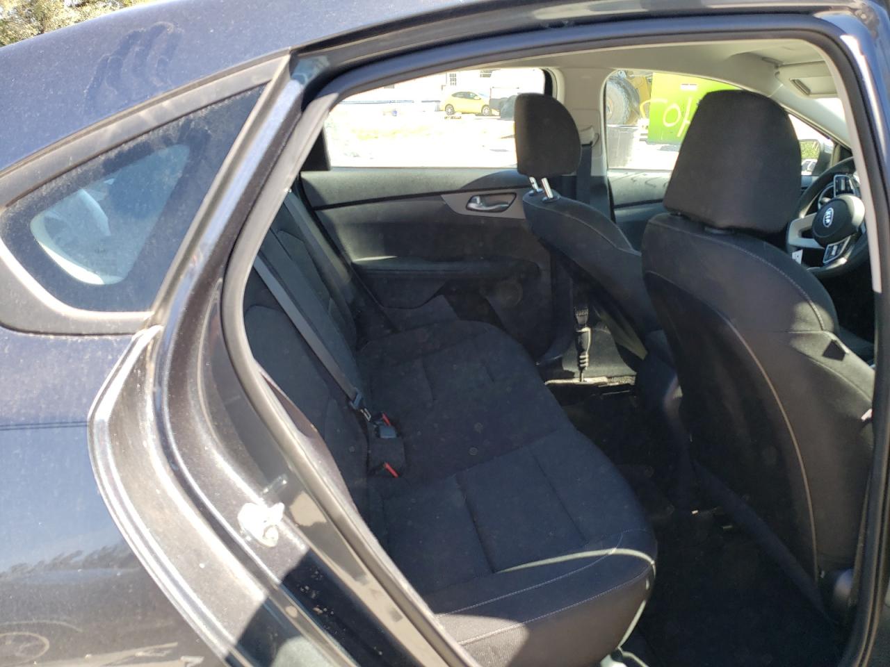 Photo 6 from auction – 2020 KIA FORTE FE with VIN 3KPF24AD1LE211541