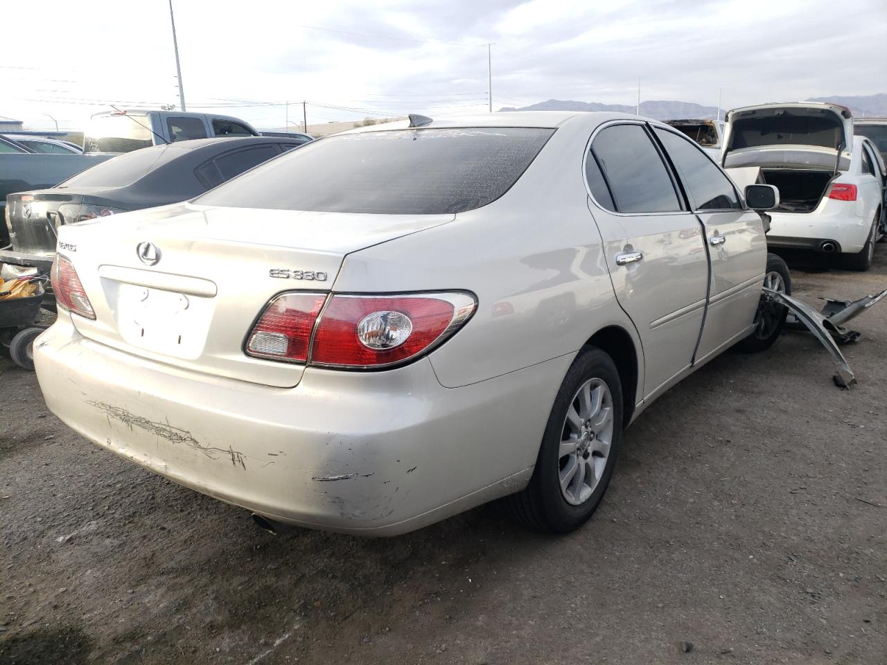 Photo 4 from auction – 2003 LEXUS ES 300 with VIN JTHBF30G530129957