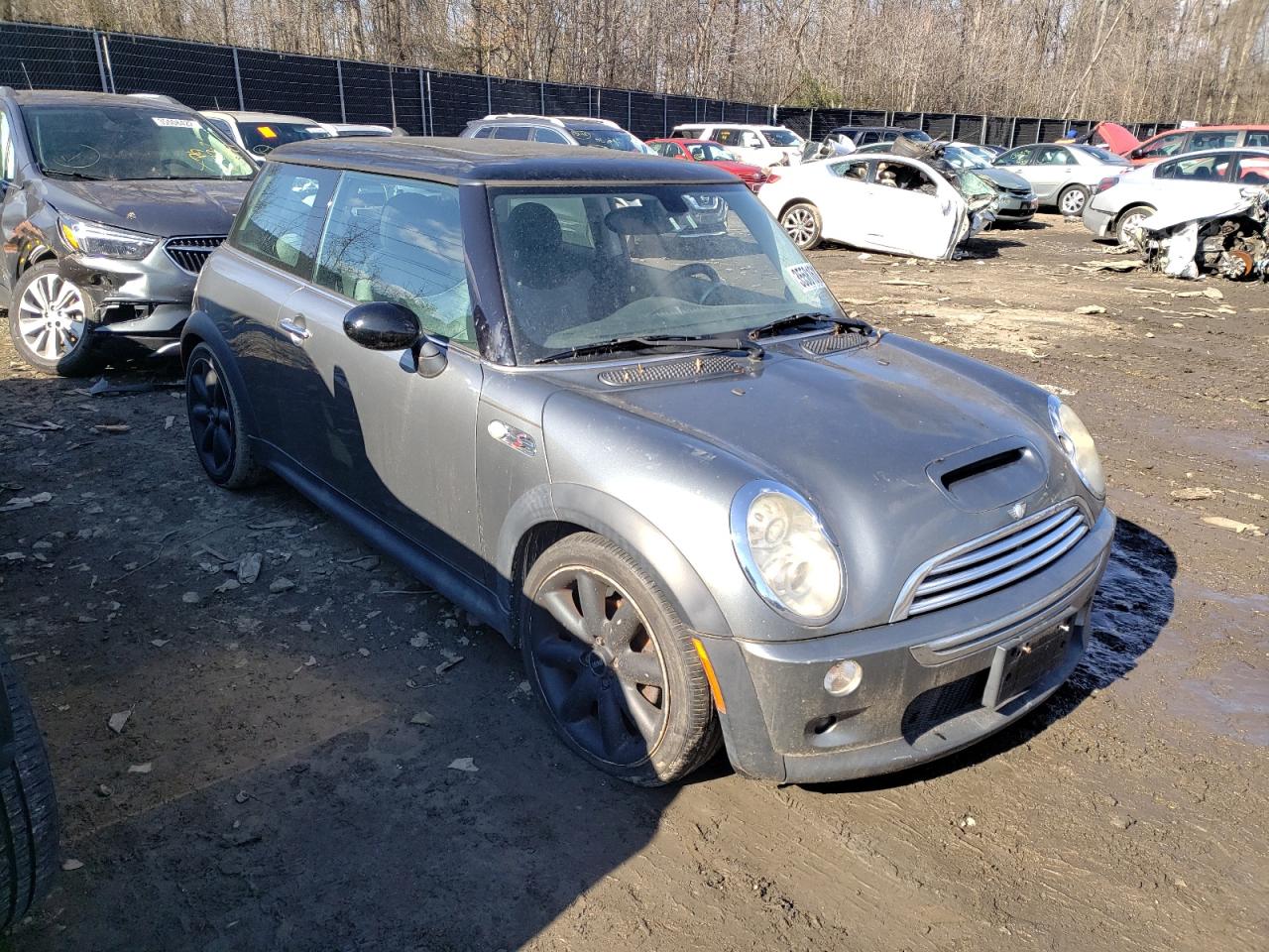 MINI COOPER S 2005 with VIN WMWRE33555TL13890 - Photo from auction