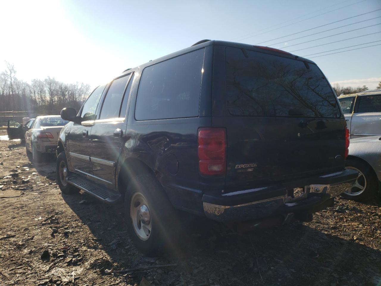 Photo 3 from auction – 2001 FORD EXPEDITION with VIN 1FMPU16L51LB19488