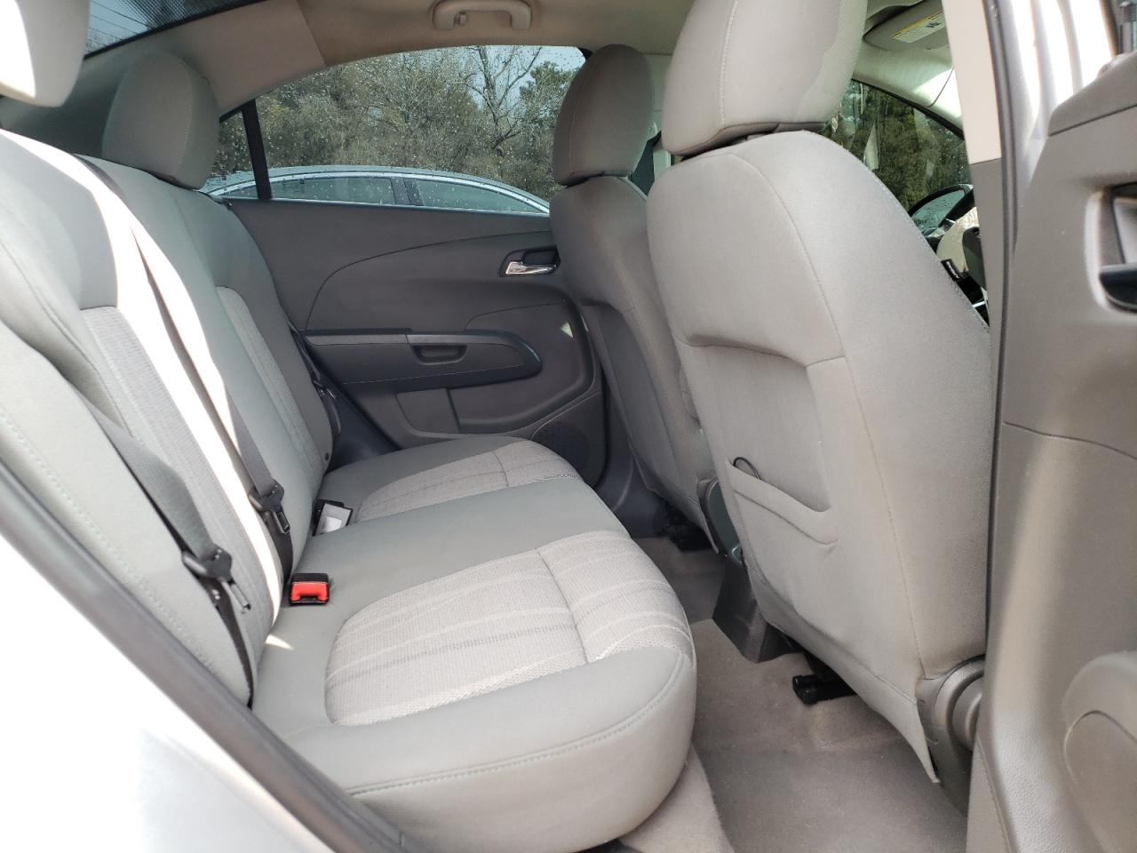 Photo 6 from auction – 2014 CHEVROLET SONIC LT with VIN 1G1JC5SH3E4236307
