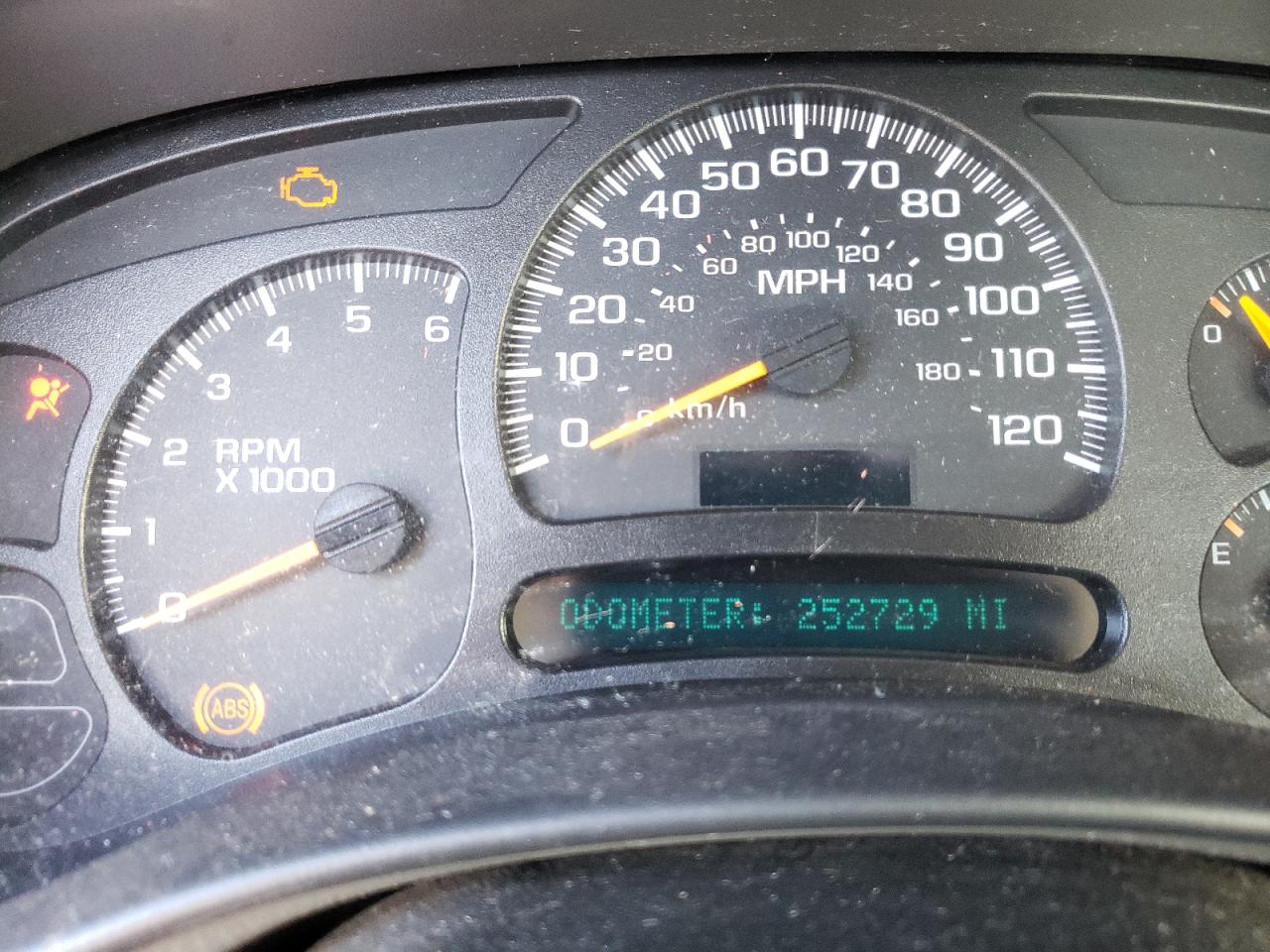 Photo 8 from auction – 2005 CHEVROLET SILVERADO with VIN 1GCEC19X05Z262347