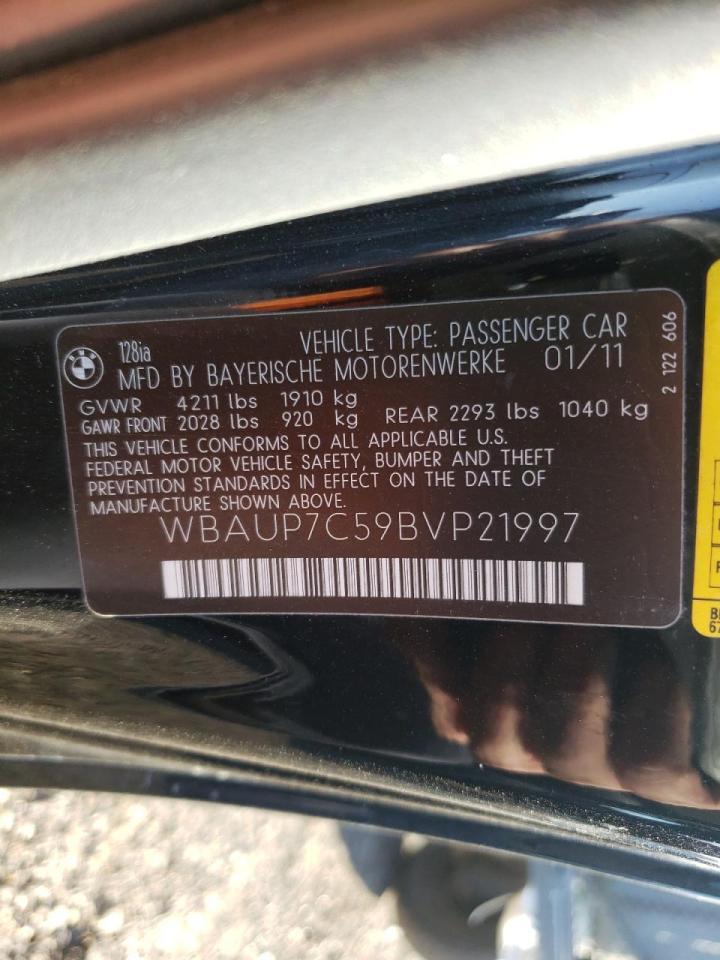 Photo 10 from auction – 2011 BMW 128 I with VIN WBAUP7C59BVP21997