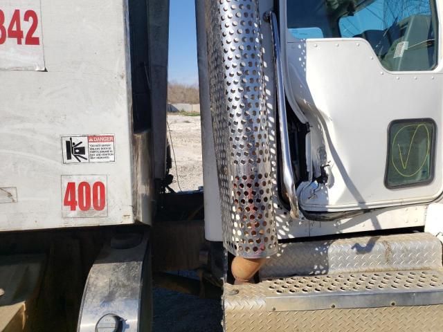 Photo 6 from auction – 2017 KENWORTH CONSTRUCTI with VIN 2NKHLJ9X1HM163947