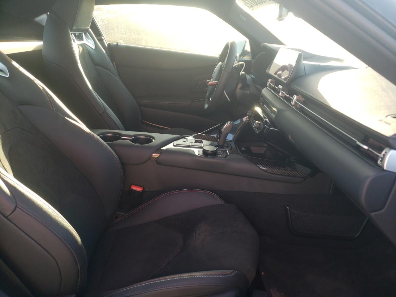 Photo 5 from auction – 2021 TOYOTA SUPRA with VIN WZ1DB2C06MW043605