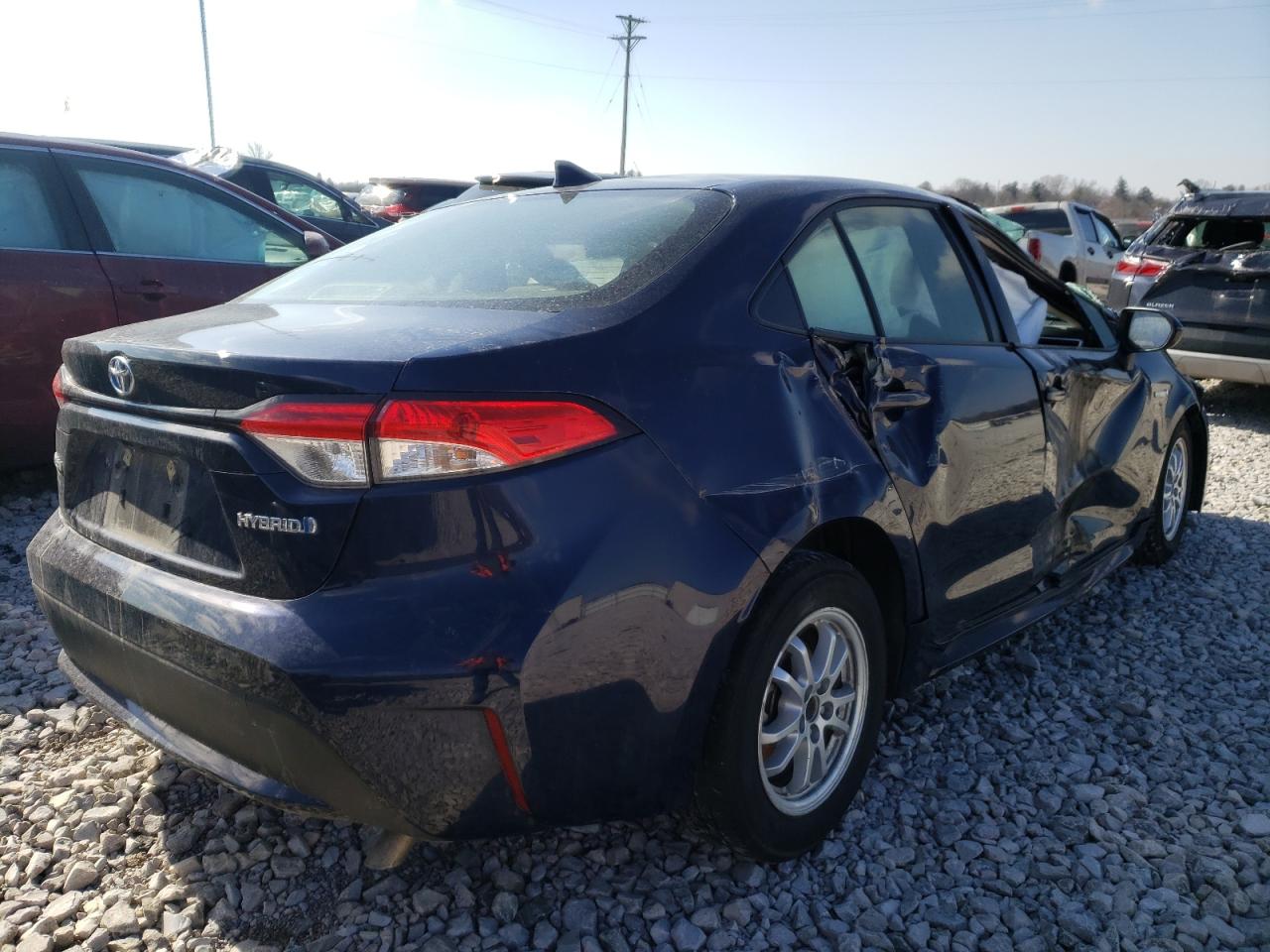 Photo 4 from auction – 2021 TOYOTA COROLLA LE with VIN JTDEAMDE5MJ004058