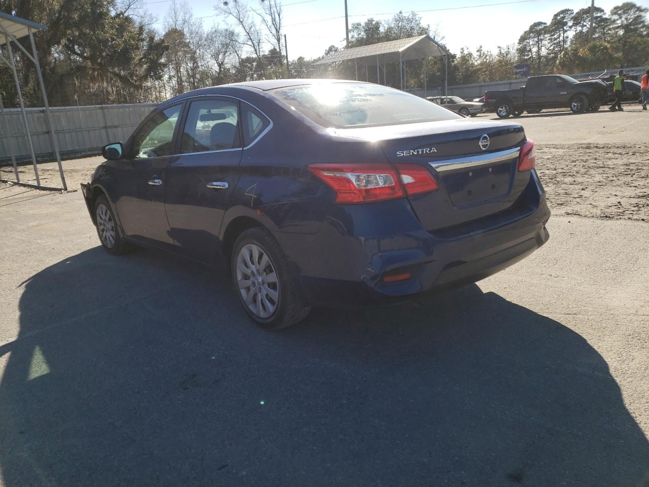 Photo 3 from auction – 2016 NISSAN SENTRA S with VIN 3N1AB7AP1GY251700