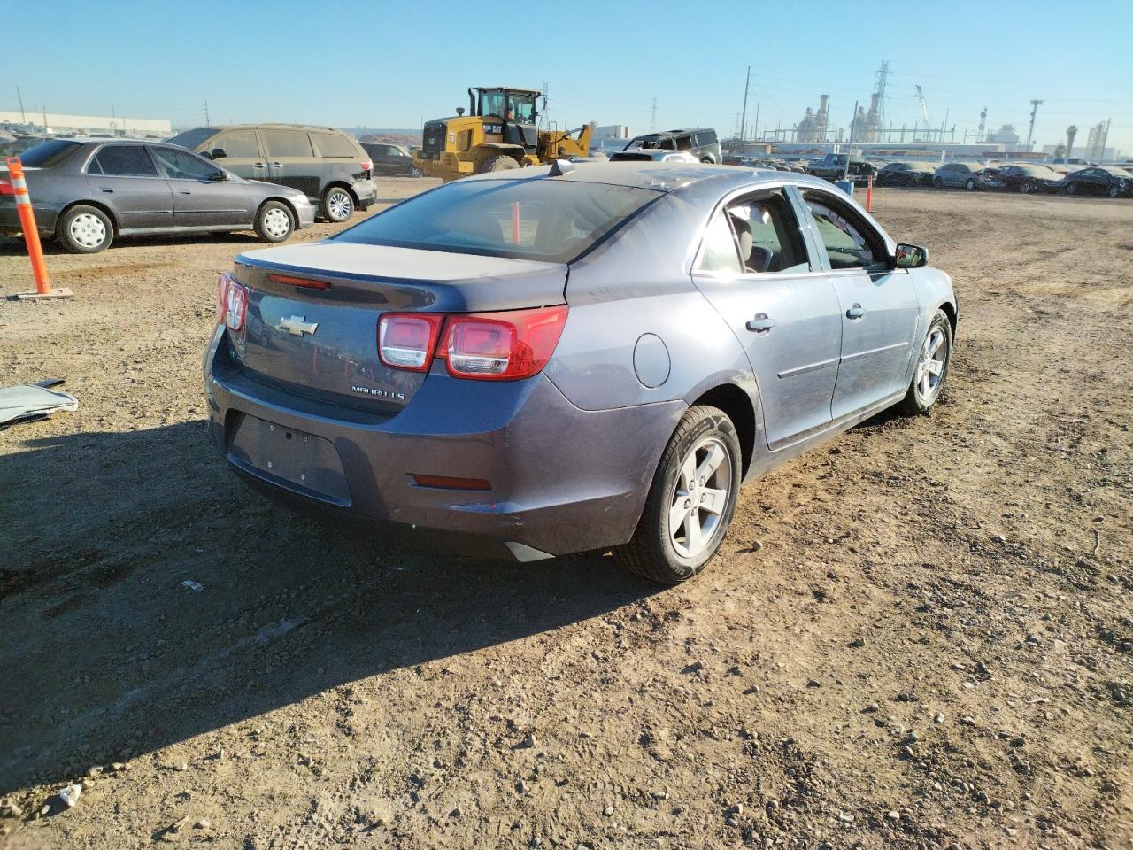 Photo 4 from auction – 2014 CHEVROLET MALIBU LS with VIN 1G11B5SLXEF258123