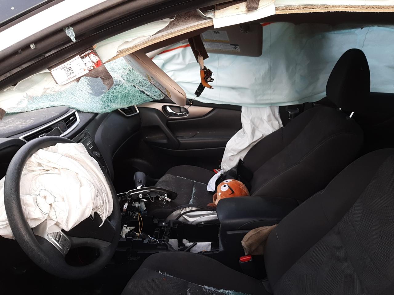 Photo 5 from auction – 2016 NISSAN ROGUE S with VIN KNMAT2MV6GP667461