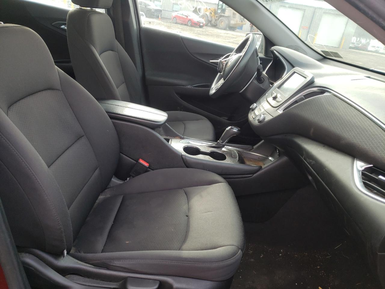 Photo 5 from auction – 2016 CHEVROLET MALIBU LT with VIN 1G1ZE5ST8GF262040