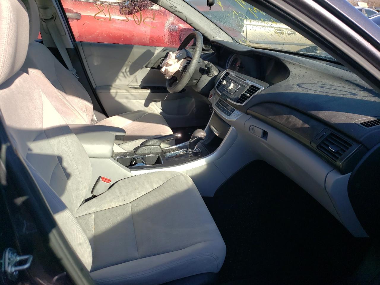 Photo 5 from auction – 2015 HONDA ACCORD EX with VIN 1HGCR2F72FA022234