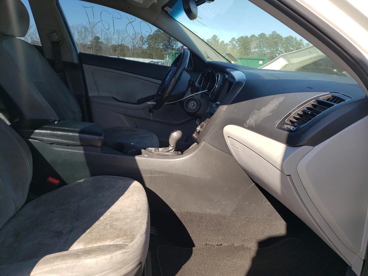 Photo 5 from auction – 2013 KIA OPTIMA LX with VIN KNAGM4A77D5346848