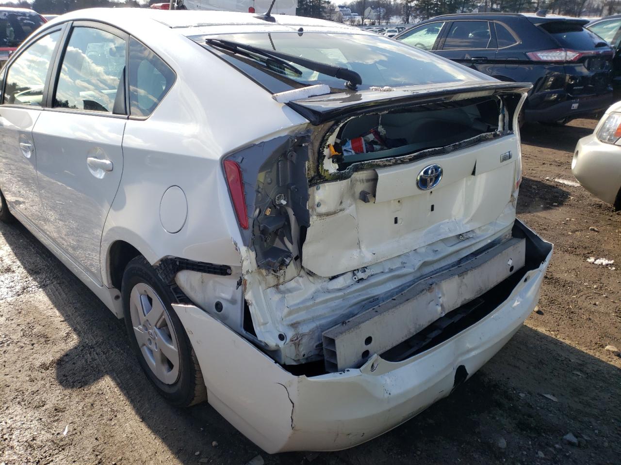 Photo 9 from auction – 2011 TOYOTA PRIUS with VIN JTDKN3DU6B5345547
