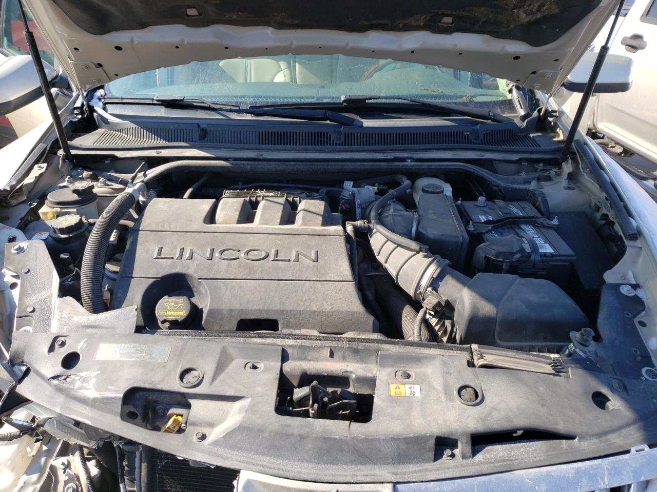 Photo 7 from auction – 2011 LINCOLN MKS with VIN 1LNHL9DR6BG600230