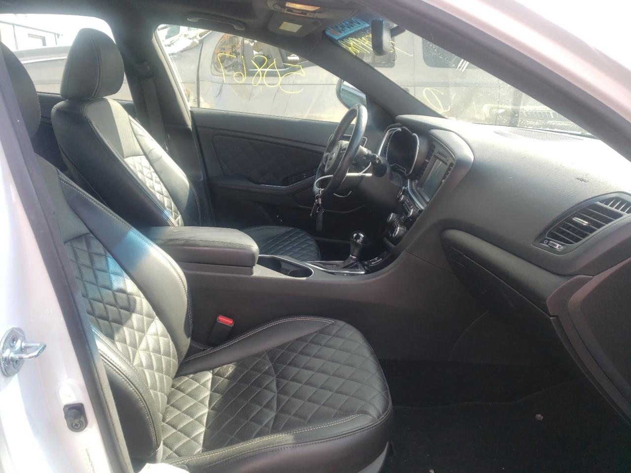 Photo 5 from auction – 2015 KIA OPTIMA SX with VIN 5XXGR4A62FG479219