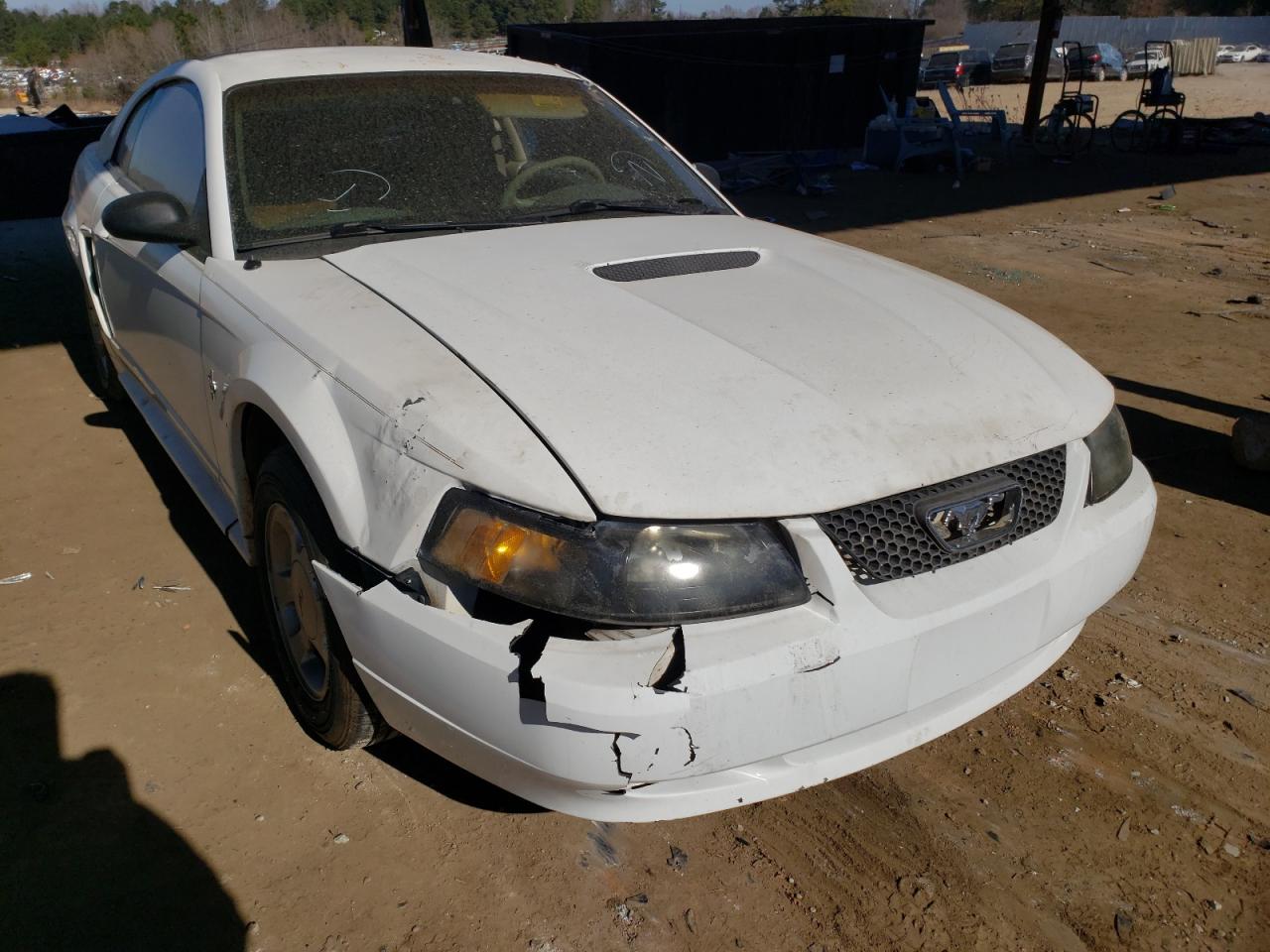 Photo 9 from auction – 2000 FORD MUSTANG with VIN 1FAFP4042YF180015