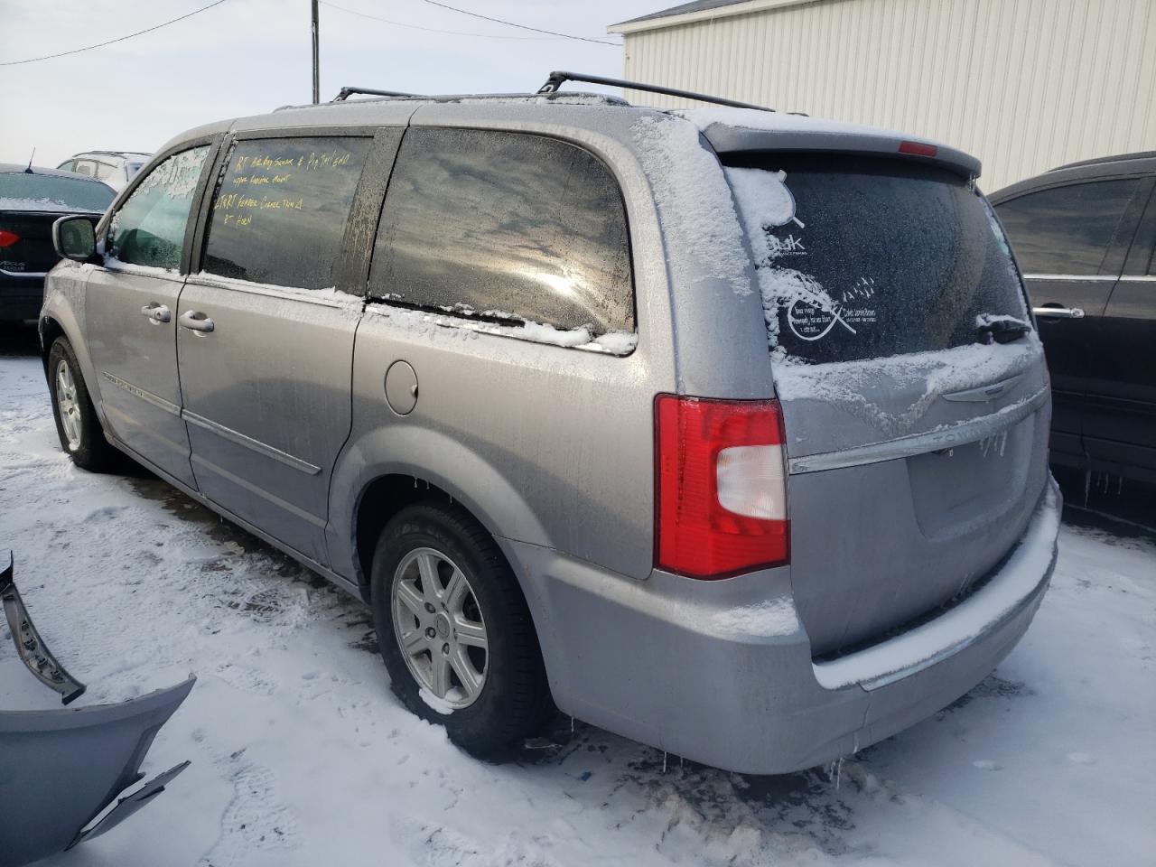 Photo 3 from auction – 2013 CHRYSLER TOWN & COU with VIN 2C4RC1BG3DR584338