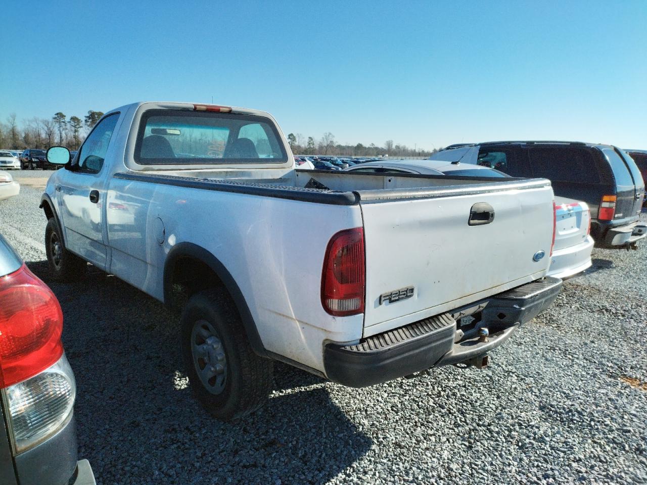 Photo 3 from auction – 1997 FORD F250 with VIN 1FTFF28LXVNC79325